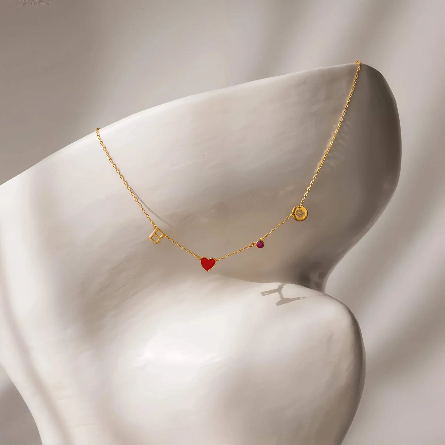 COLLANA CON INIZIALE A FORMA DI CUORE