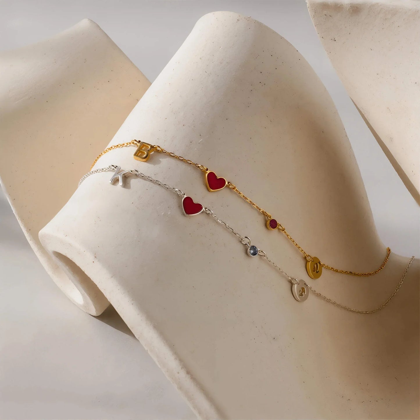 COLLANA CON INIZIALE A FORMA DI CUORE