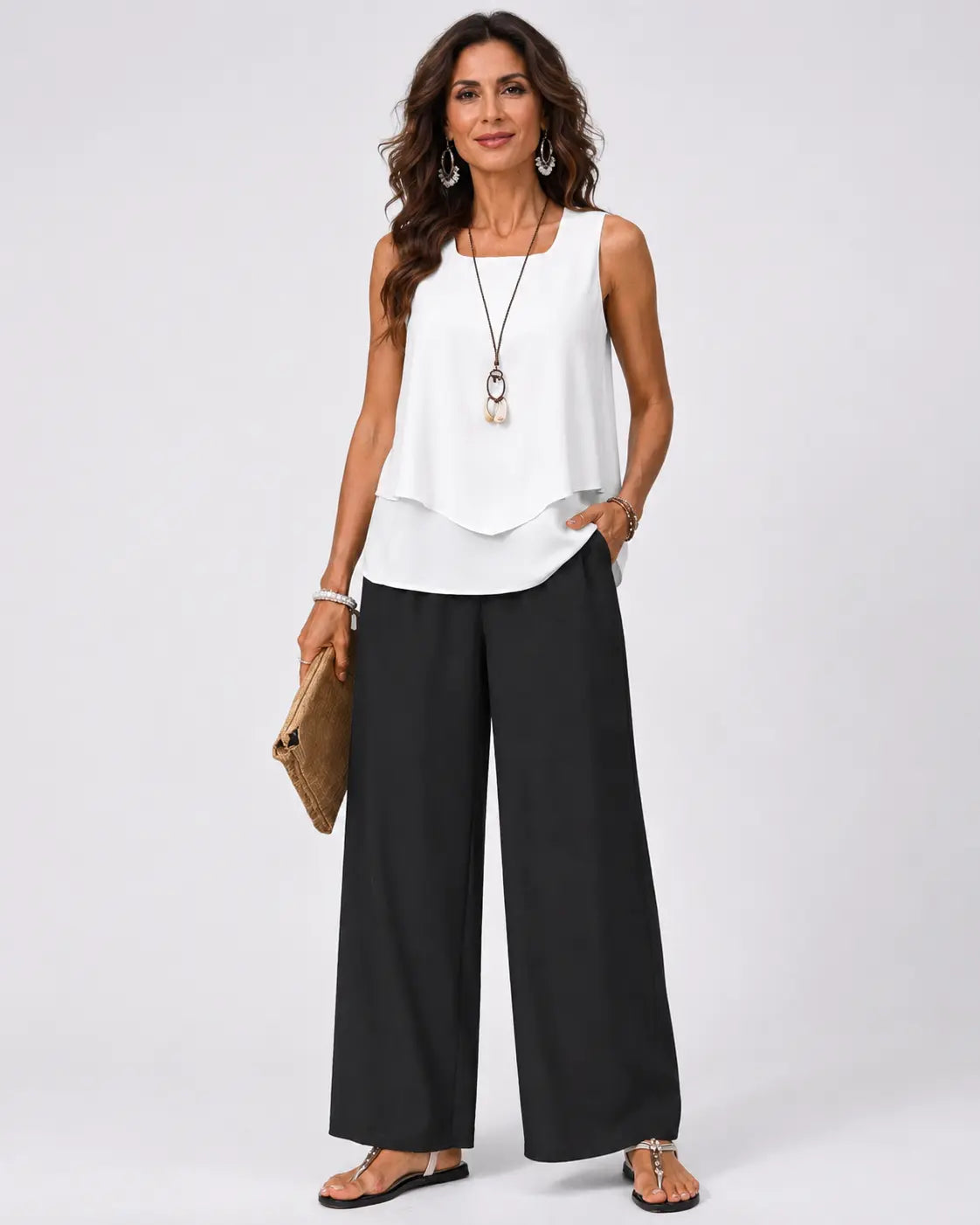 Gregoria™ | Completo Bicolore Camicetta Bianca e Pantaloni Neri