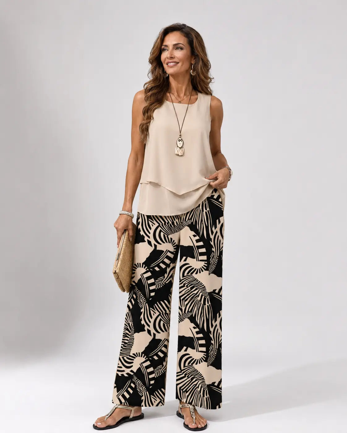 Ignacia™ | Completo Blusa Beige e Pantaloni Botanici
