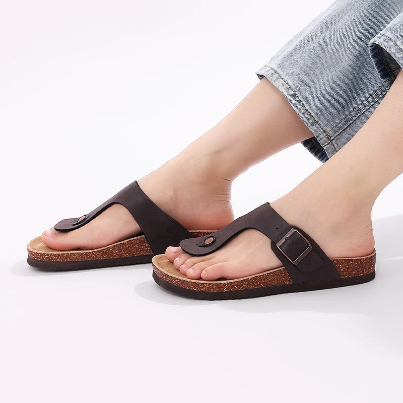 Comwarm nuevas sandalias de corcho para mujer, zapatillas de playa con punta abierta y hebilla ajustable, chanclas planas de cuero con base de corcho para mujer