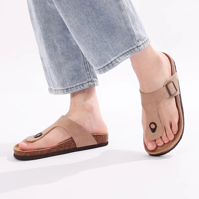 Comwarm nuevas sandalias de corcho para mujer, zapatillas de playa con punta abierta y hebilla ajustable, chanclas planas de cuero con base de corcho para mujer